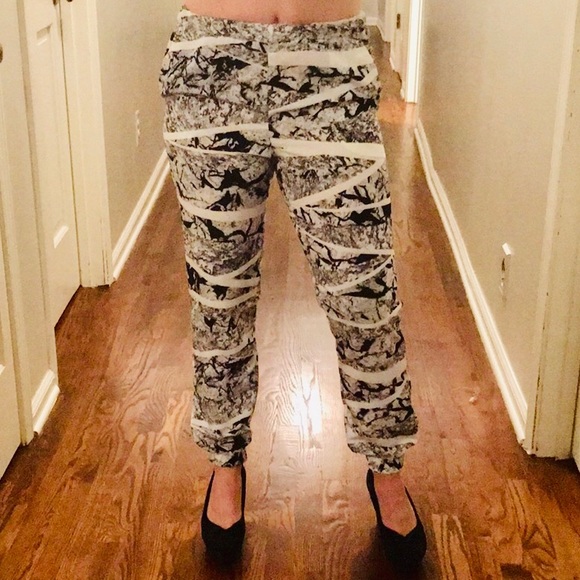 TOPSHOP black/white elastic waisted & ankle pant - Picture 7 of 8